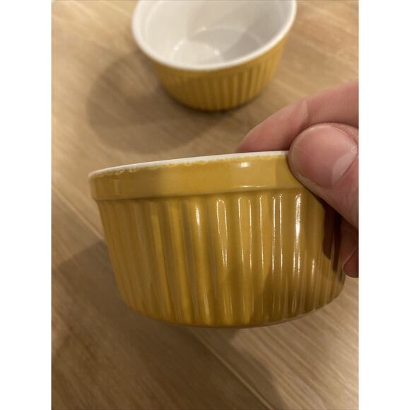Set of 2 Yellow Gold Ribbed Ramekins Stackable 4.25 x 4.25 Baking Dish Round - Picture 2 of 6